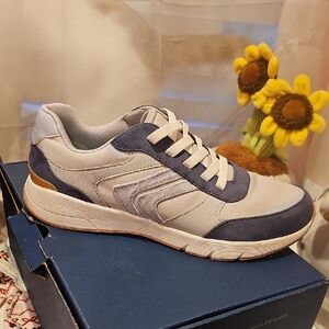 Dr. Scholl's Blue and White Athletic Shoes